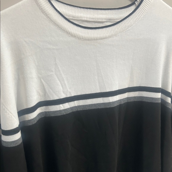 Classic Black and White Men's Sweatshirt - Picture 4 of 7